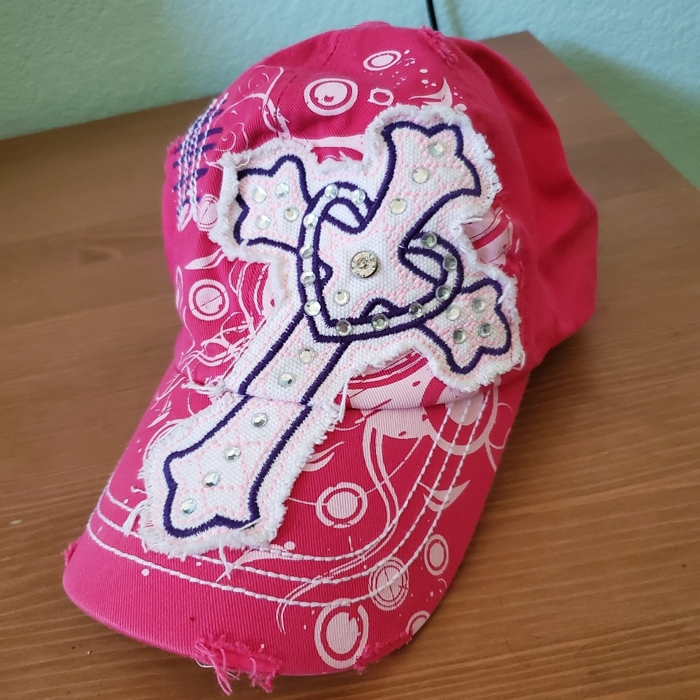 Leader pink embroidered hat